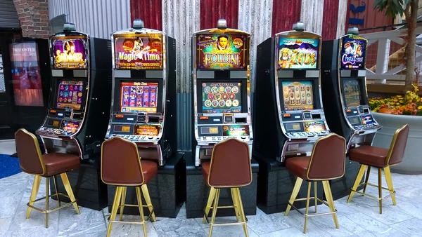ns2121slot app interface showing live football markets and casino games